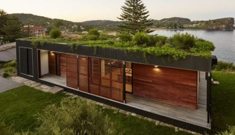 Diseño de casa de campo de un piso, combina madera y metal en su estructura moderna y ecológica
