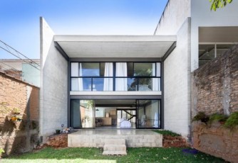 Diseño casa económica de dos pisos, construcción con bloques de concreto y acero