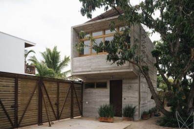 Diseño de casa pequeña y económica construida con hormigón