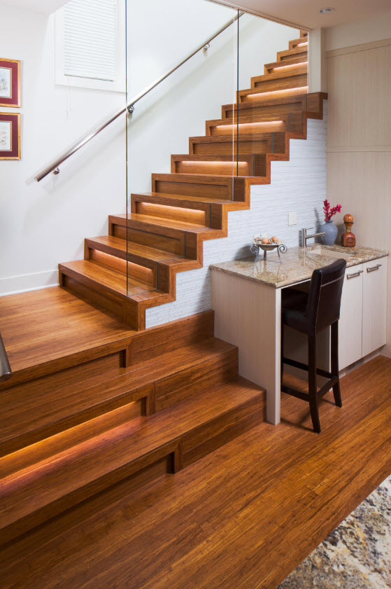 Diseño de escaleras madera retroiluminadas
