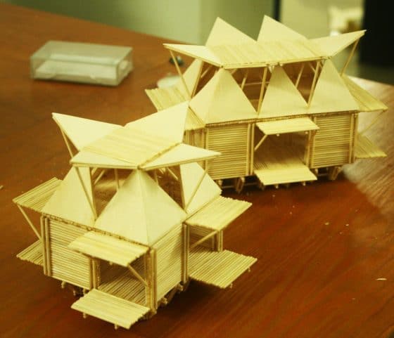 Maqueta de casas de bambú