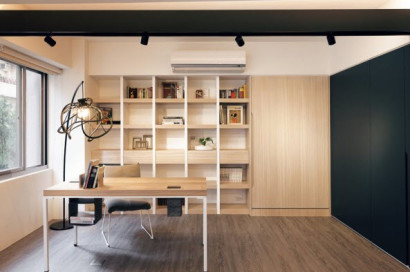 Diseño de mini apartamento, con cama plegada a la pared Diseño de mini apartamento, con cama plegada a la pared