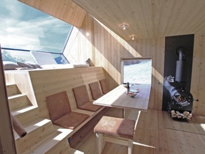 Diseño de pequeña sala de madera