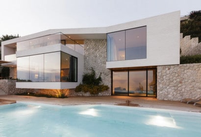 Diseño de moderna casa de playa V2 de 3HLD, fachada y planos