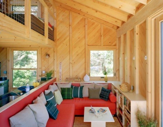 Diseño de sala de pequeña casa de campo
