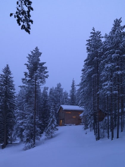 Diseño de pequeña casa de madera climas fríos