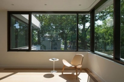 Diseño de casa moderna de dos pisos [Fachada e interiores]