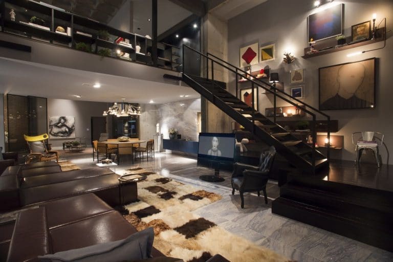 Diseño de apartamento tipo loft, moderna decoración combinado con arte
