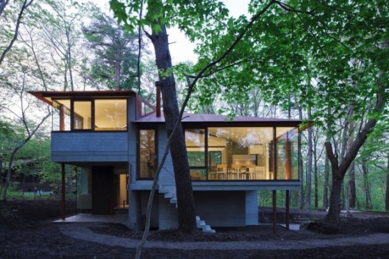Diseño de casa de campo moderna construida en concreto, amplios espacios interiores en poca área construida te sorprenderán