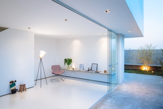 Diseño de estudio de casa minimalista