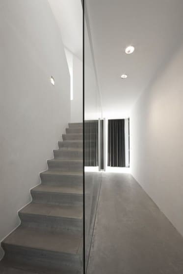 Diseño de moderna escalera de hormigón