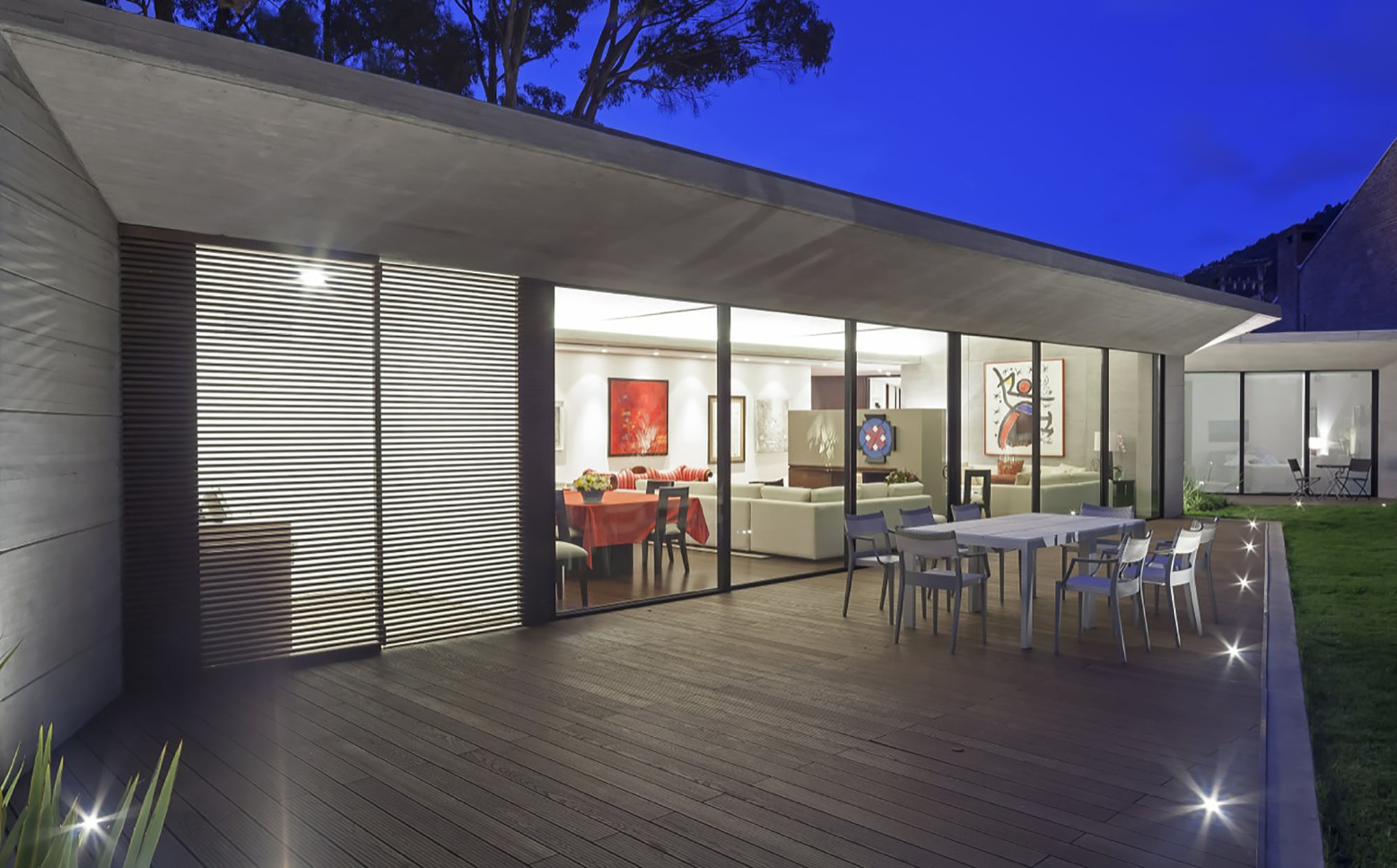 Moderno diseño casa de un piso con planos | Construye Hogar