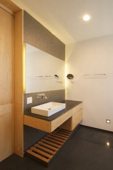Diseño de interiores de cuarto de baño moderno