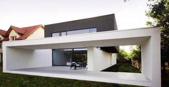 Diseño de casa moderna de dos plantas Diseño de casa moderna de dos pisos construida en hormigón