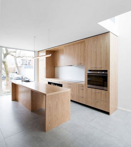 Diseño de cocina de madera de casa moderna