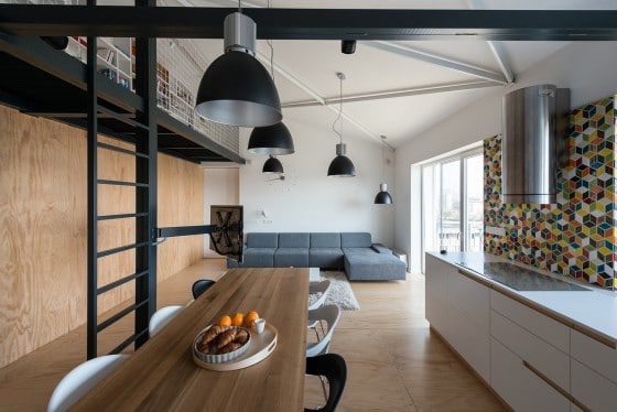 Diseño de interiores de loft para jóvenes