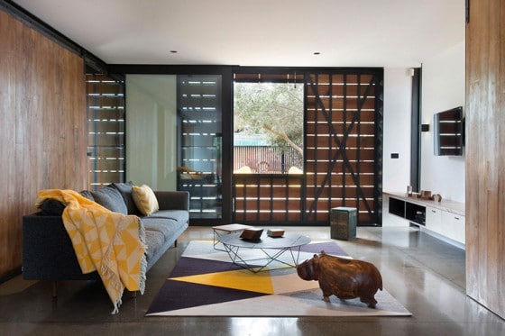 Diseño de interiores con bloques de madera cerrados