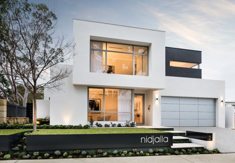 Casa moderna de dos pisos, lineas de diseño sencillas y elegantes